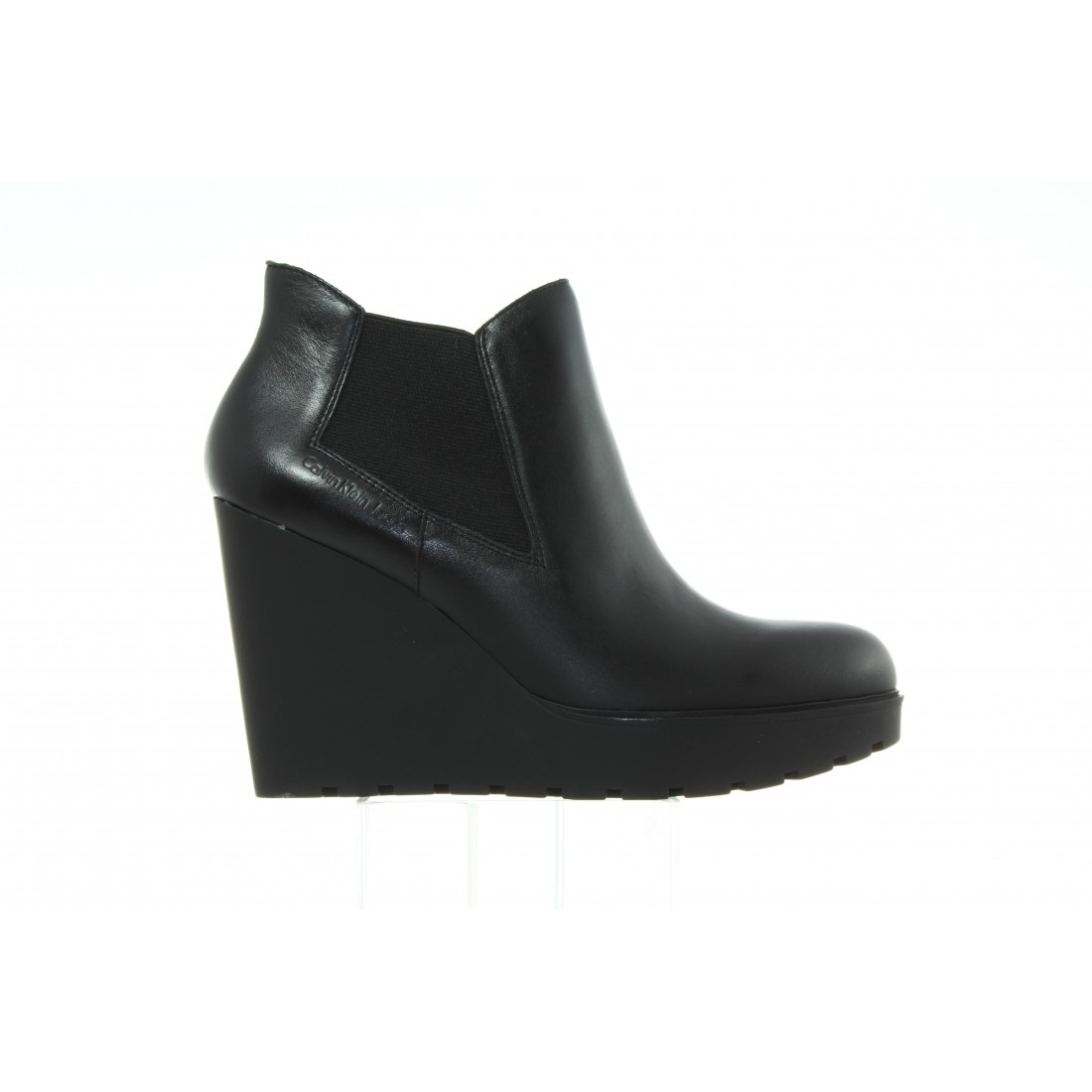 RE9620 Black