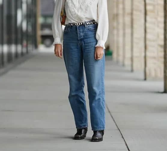 Mom fit: Czy ten fason pasuje do Ciebie? Rozwiej wątpliwości!